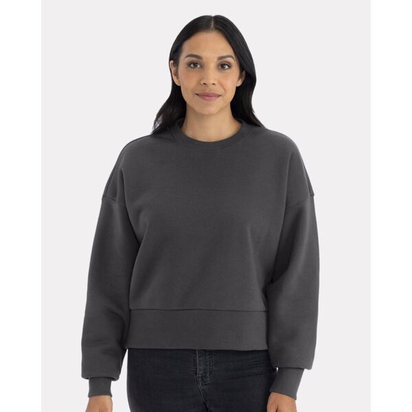 Women's Heavyweight Crewneck Sweatshirt Thumbnail