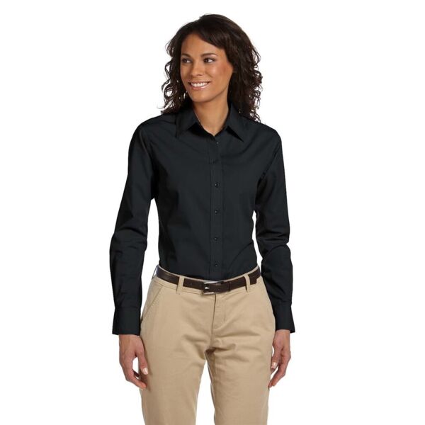 Women's Essential Poplin Thumbnail